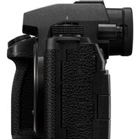 Panasonic Lumix S5 IIX Body Image #7