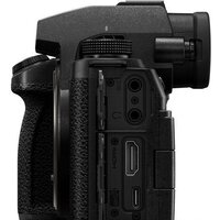 Panasonic Lumix S5 IIX Body Image #8