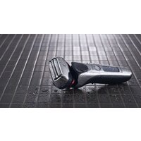 Panasonic ES-LT6N Image #10