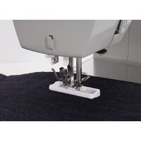 Singer 4411 Heavy Duty Image #5