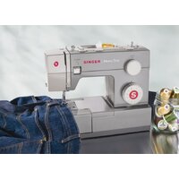 Singer 4411 Heavy Duty Image #7