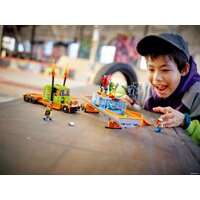 LEGO City Stuntz 60294 Грузовик для шоу каскадеров Image #24