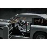 LEGO Creator 10262 James Bond Aston Martin DB5 Image #15