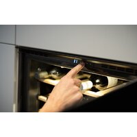 Franke Mythos FMY 24 WCR BK Image #2