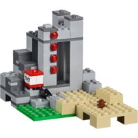 LEGO Minecraft 21135 Набор для творчества 2.0 Image #10