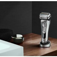 Braun Series 9 9350s Image #10