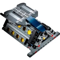 LEGO Technic 42083 Bugatti Chiron Image #9