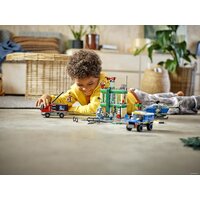LEGO City 60317 Полицейская погоня в банке Image #24