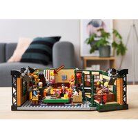 LEGO Ideas 21319 Центральная кофейня Image #22