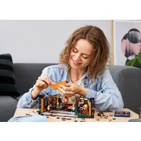 LEGO Ideas 21319 Центральная кофейня Image #20