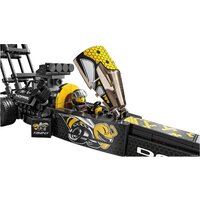 LEGO Speed Champions 76904 Mopar Dodge//SRT and Dodge Challenger Image #10