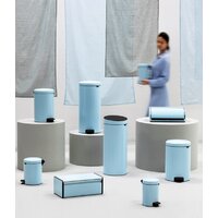Brabantia Pedal Bin NewIcon 12 л (небесно-голубой) Image #6