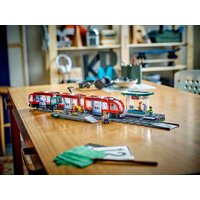 LEGO City 60423 Трамвай и станция в центре города Image #11