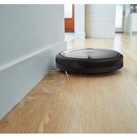 iRobot Roomba 697 Image #9