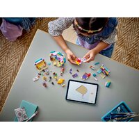 LEGO Friends 42649 Кондитерская в Хартлейк-Сити Image #10