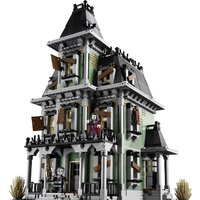 LEGO 10228 Haunted House Image #4