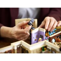 LEGO Creator 10292 Квартиры героев сериала «Друзья» Image #38